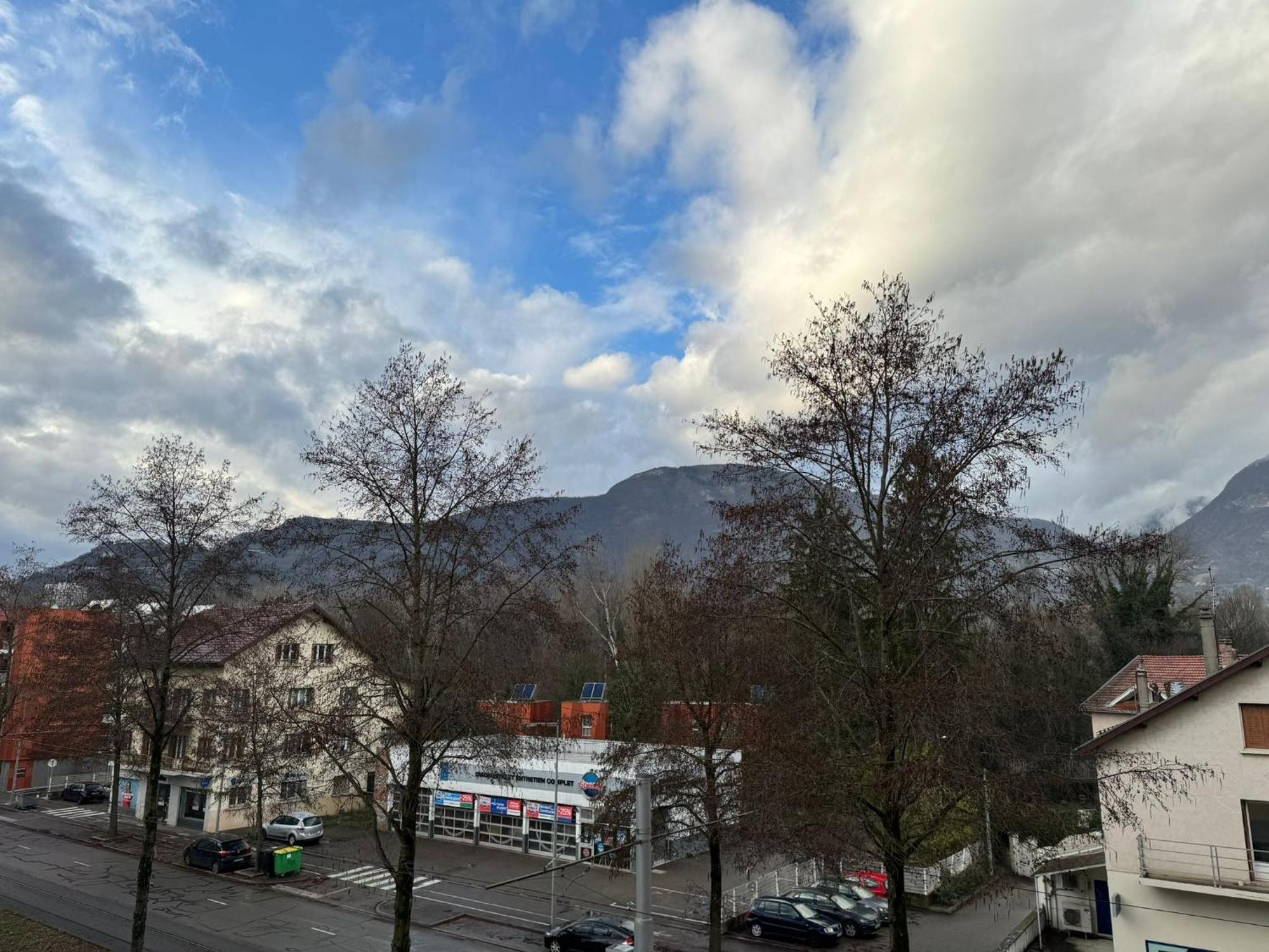 Appartement Proche Grenoble Centre Et Campus Saint-Martin-dʼHères Esterno foto