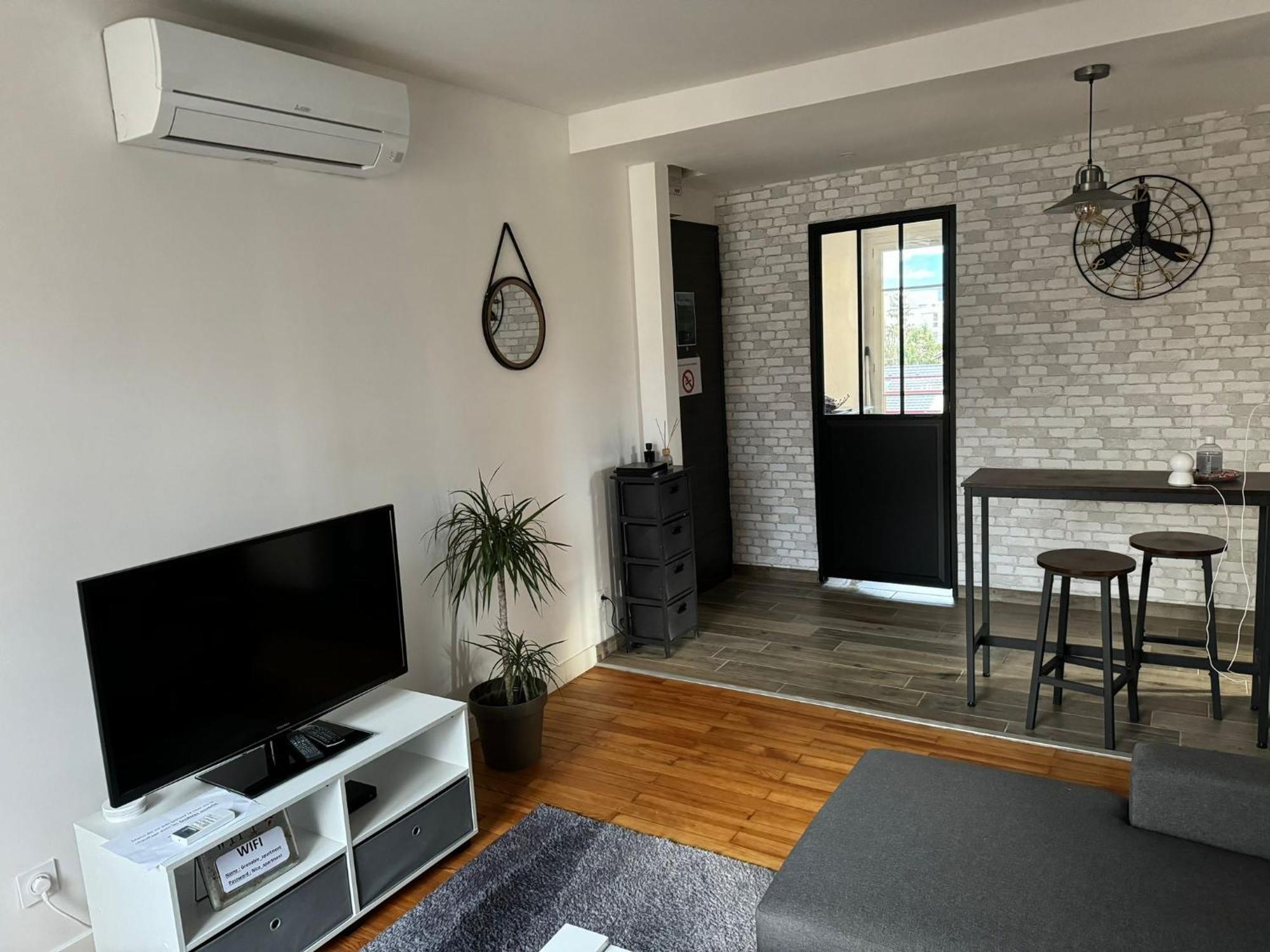Appartement Proche Grenoble Centre Et Campus Saint-Martin-dʼHères Esterno foto